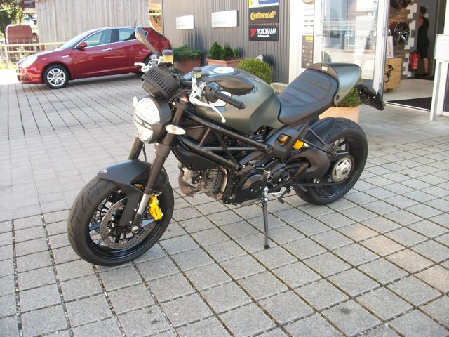 Ducati Monster 1100 – Foto 3