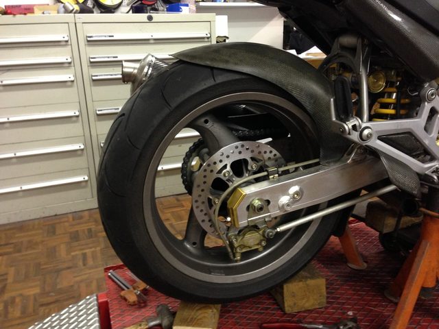 Ducati Monster 900S i.e – Foto 18